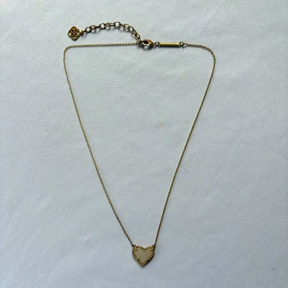 KENDRA SCOTT heart necklace